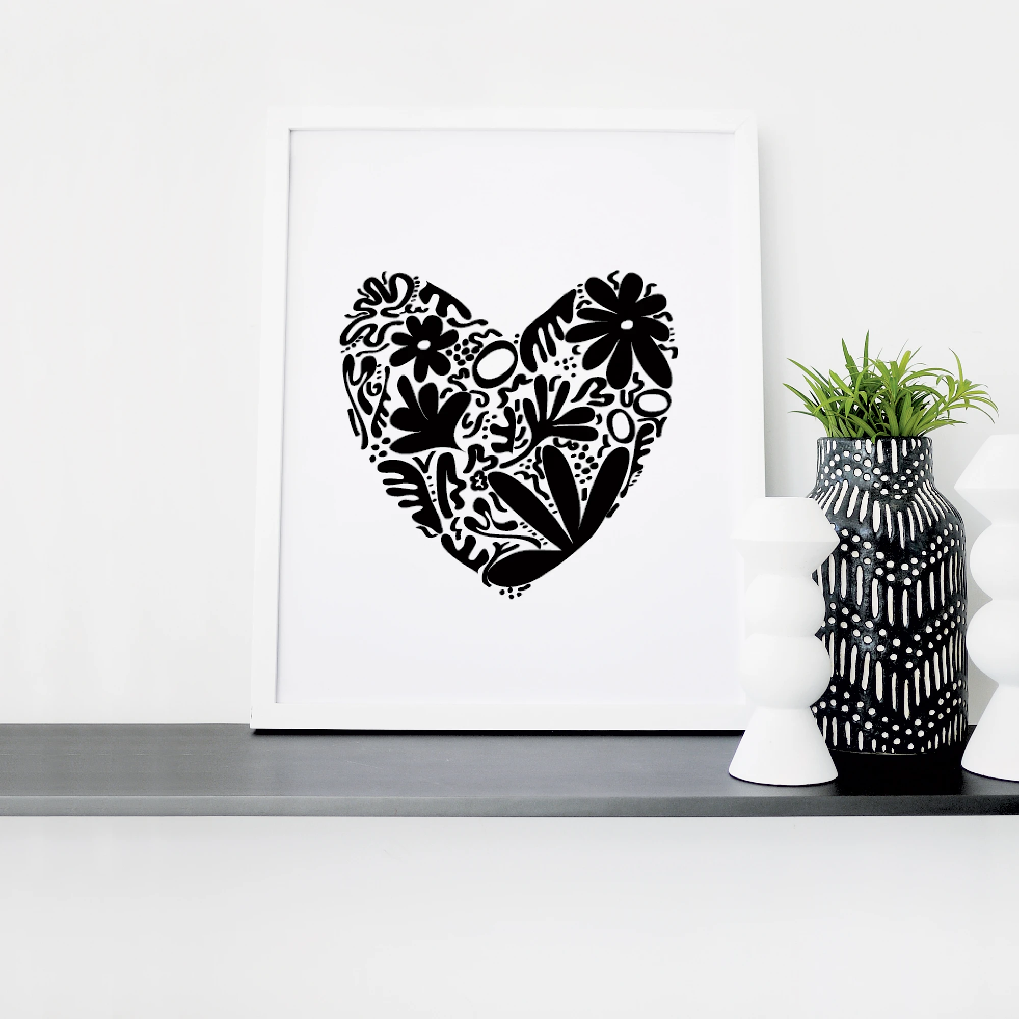 free printable art print - black and white heart 