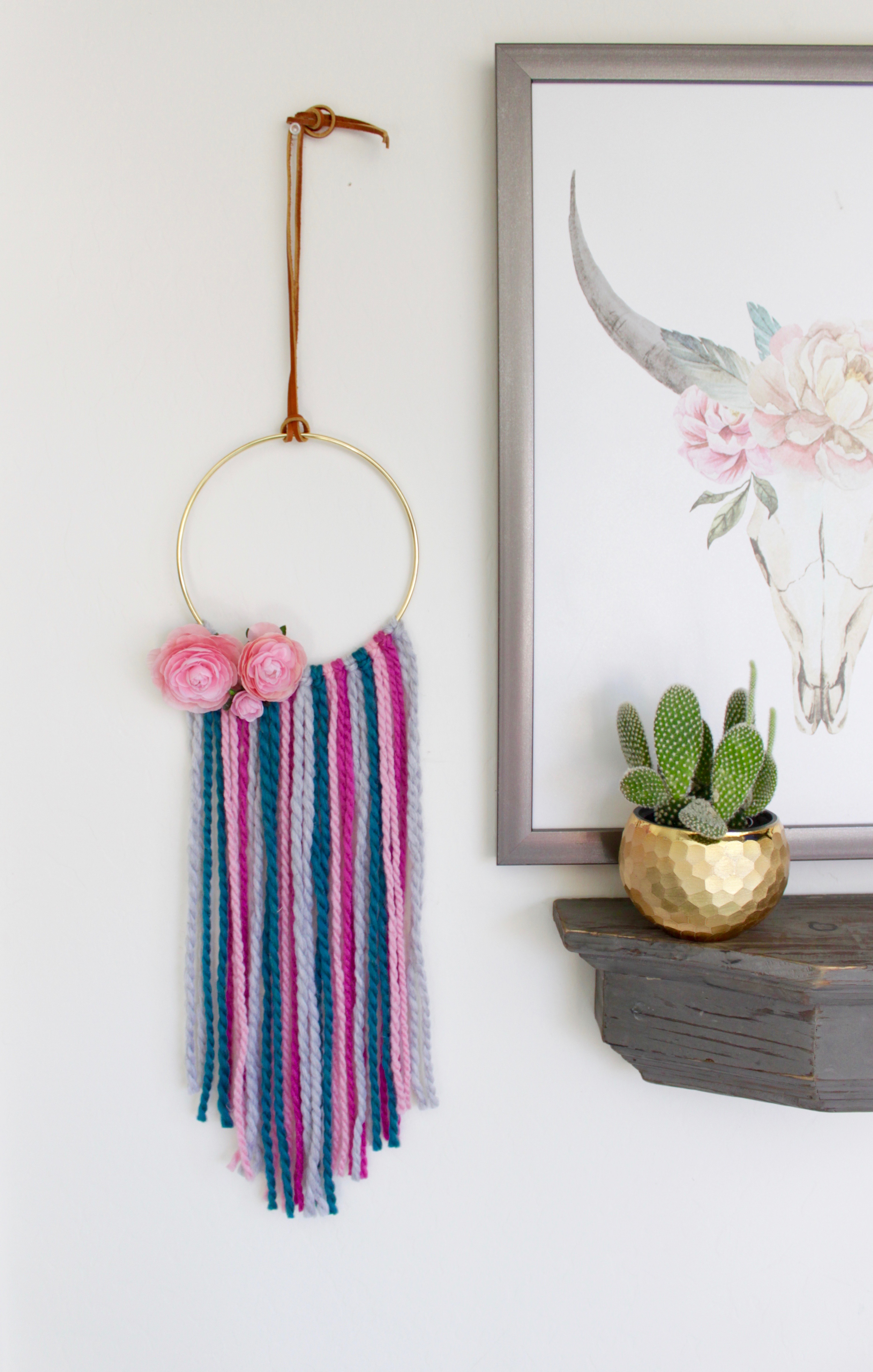 DIY Wall Hangings Tutorial - Yarn with Metal Hoop