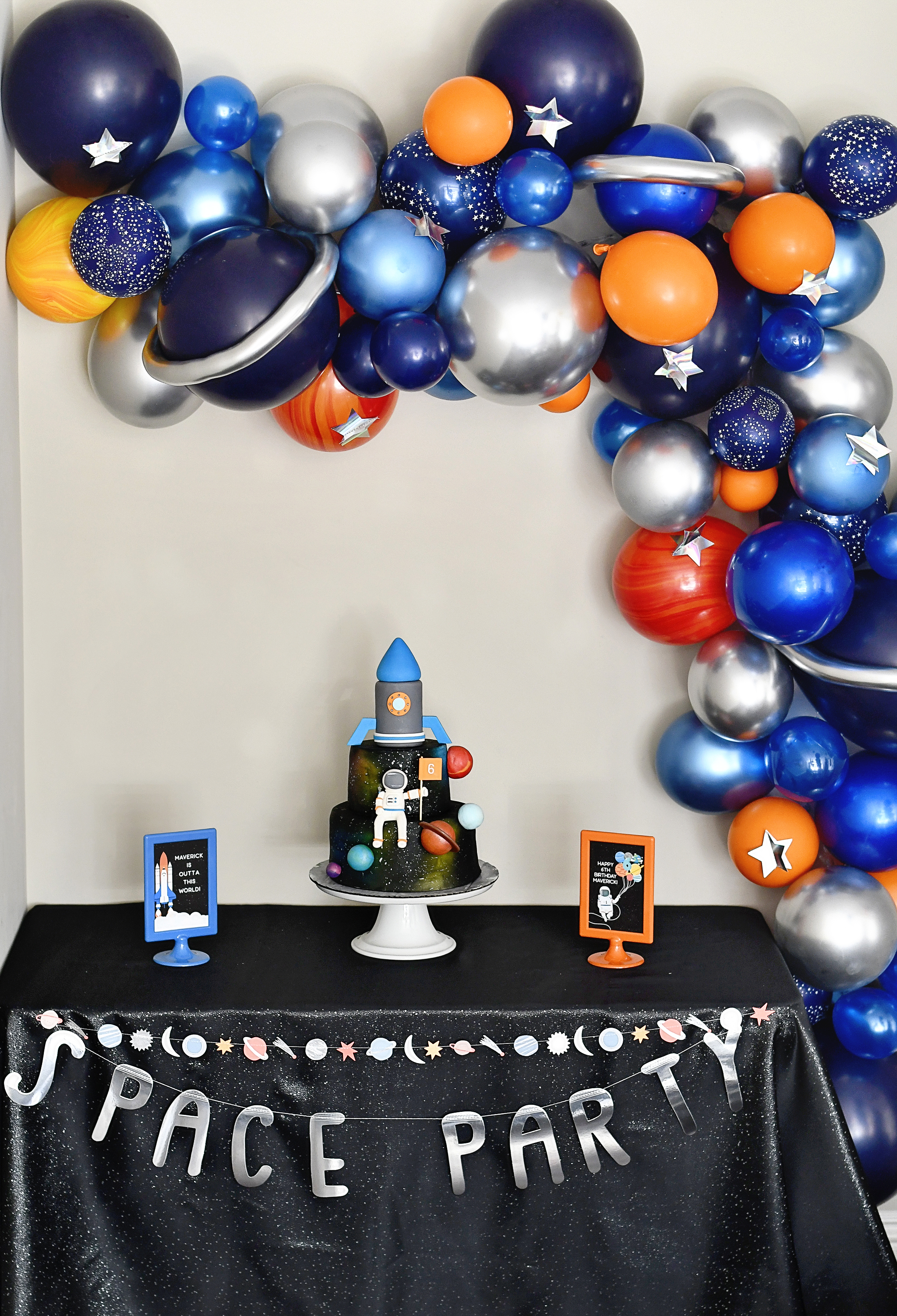 throw-a-space-themed-birthday-party-that-s-out-of-this-world-project