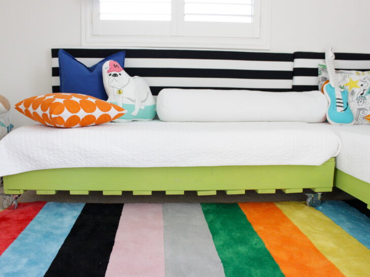 DIY Pallet Bed