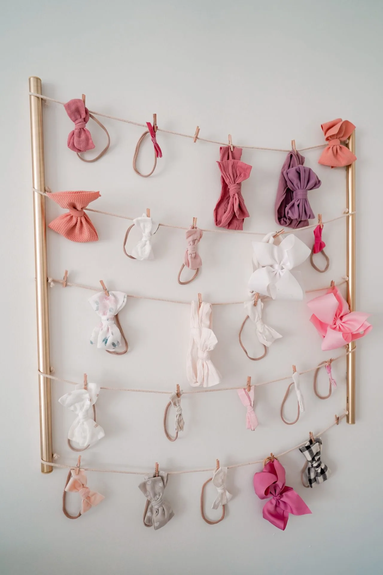 Clever Bow Storage and Organization - Hair Bow Organizer