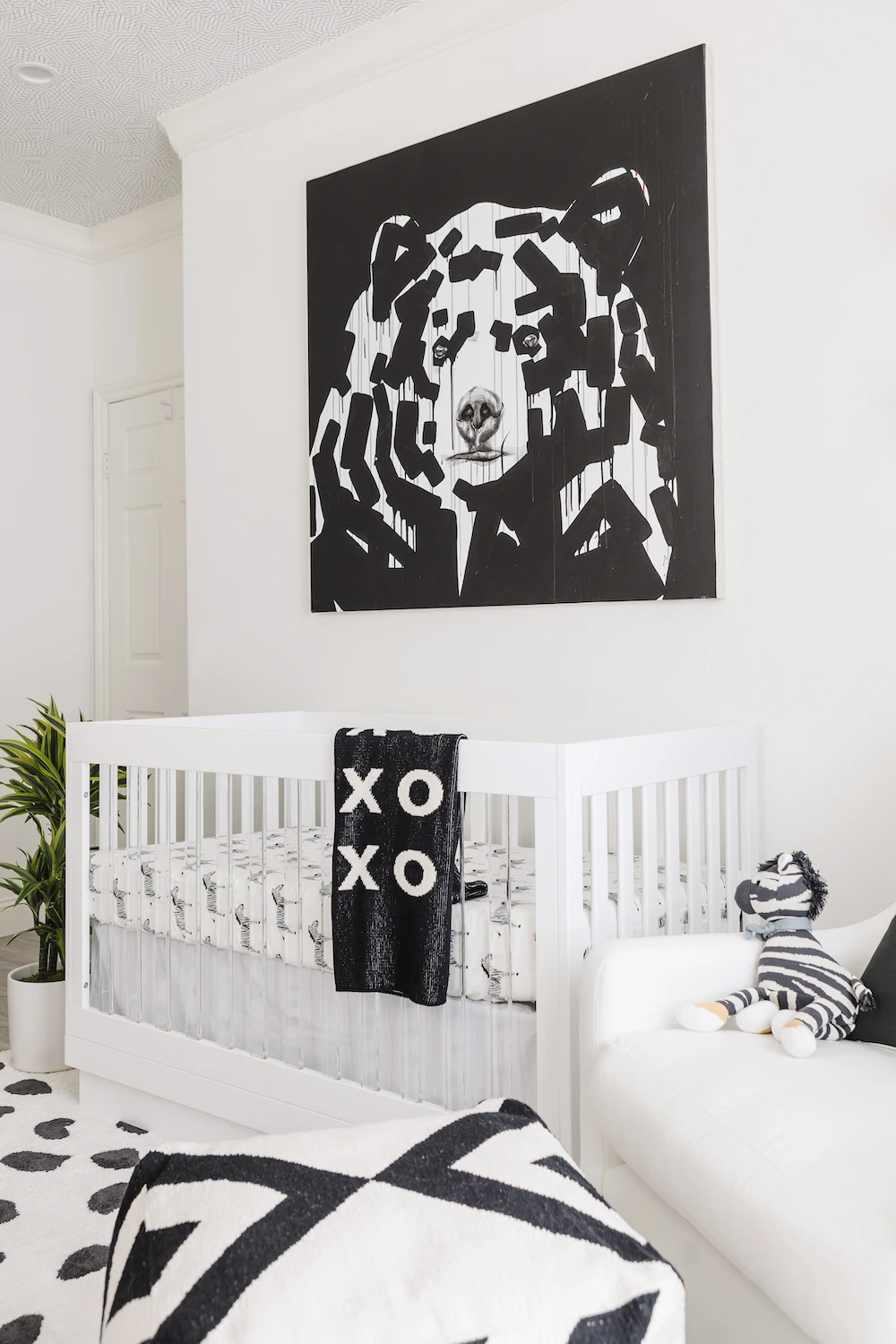 Bear Art in Modern Nursery