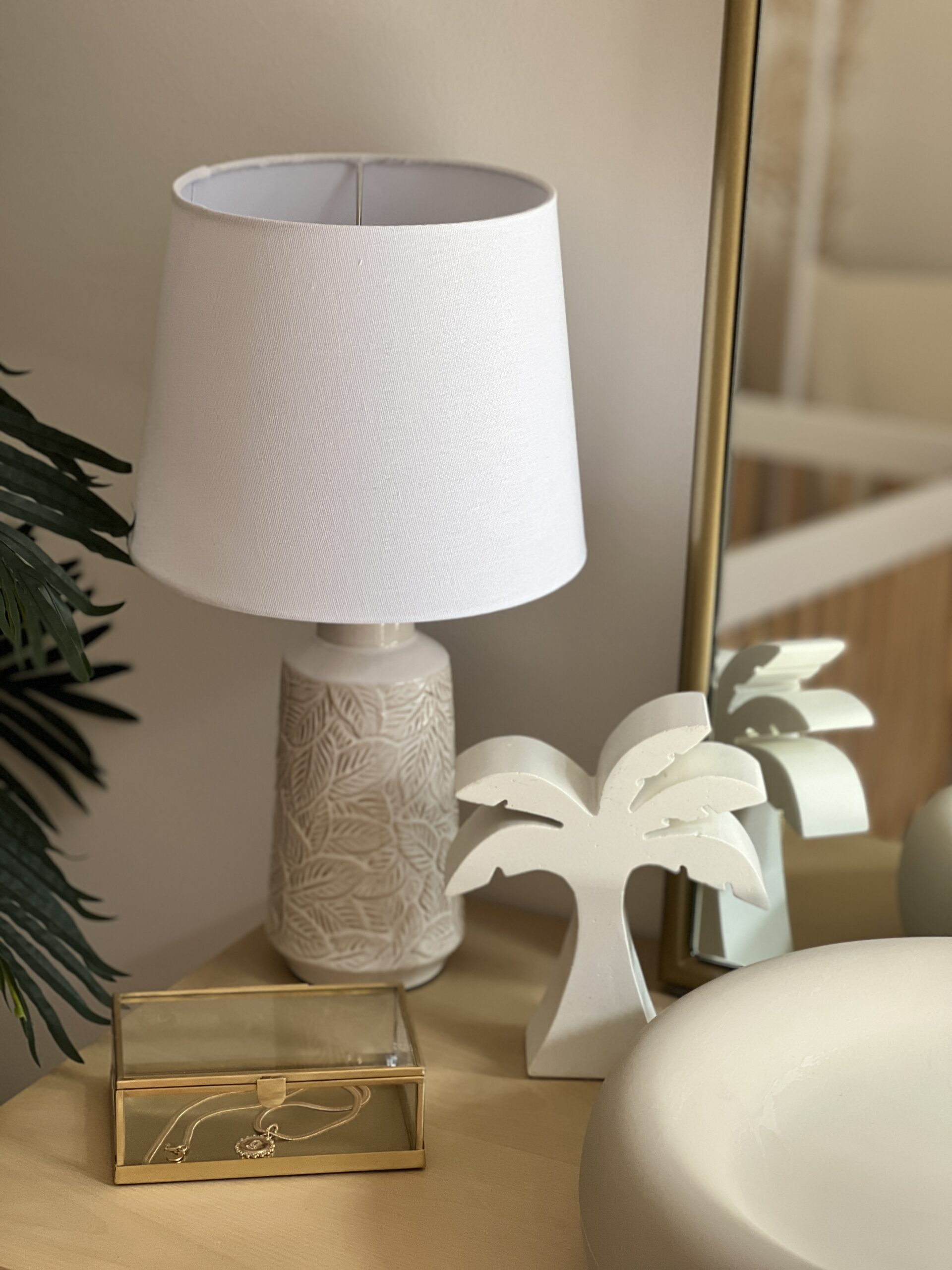 Boho Nursery Details - Palm Leaf Lamp
