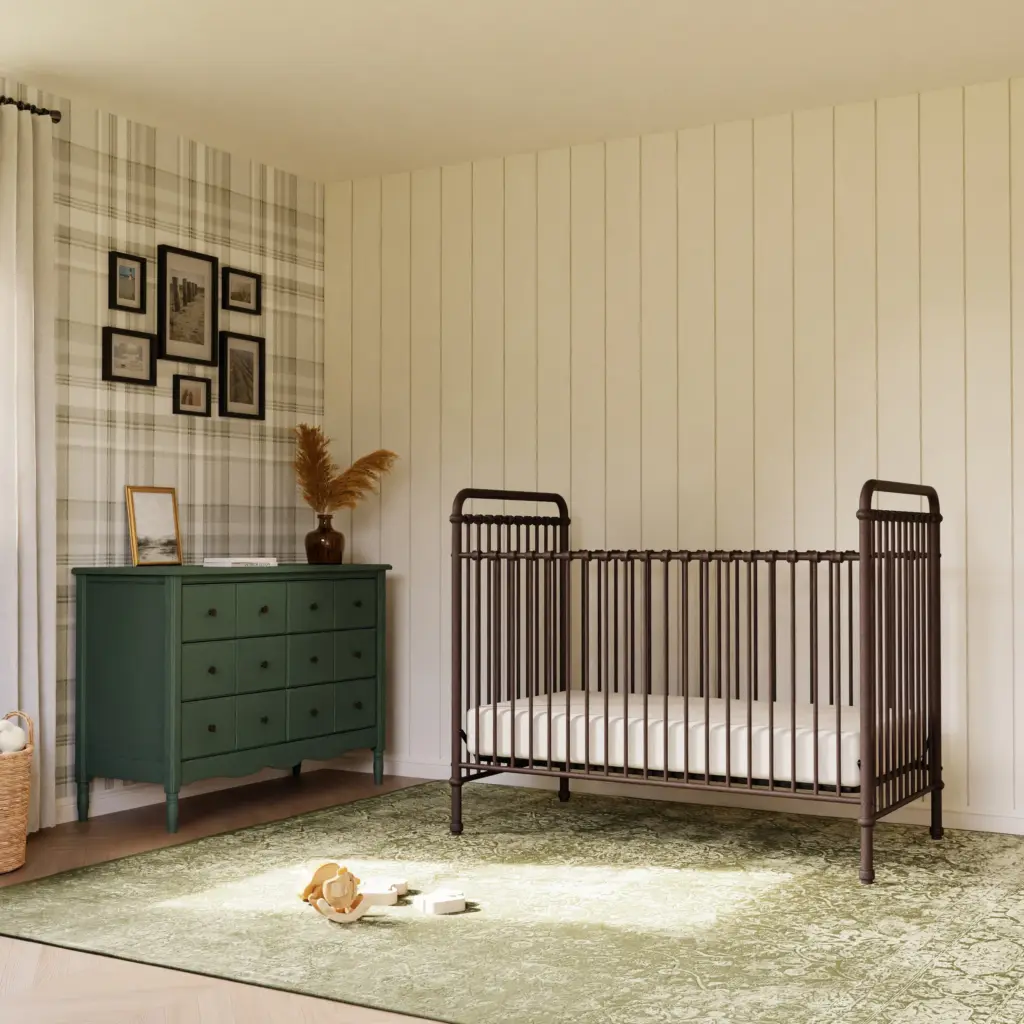 Abigail 3-in-1 Convertible Crib in Iron