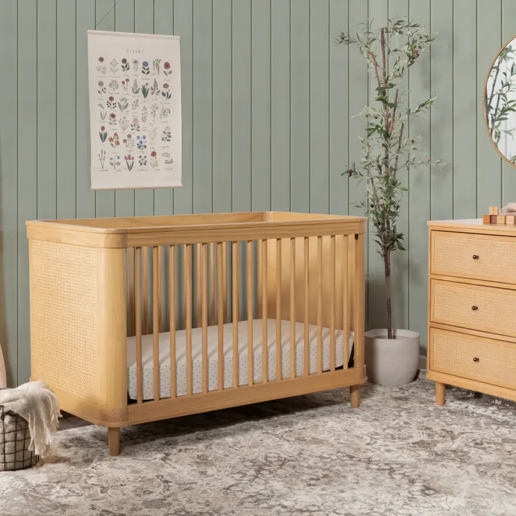 Marin with Cane Crib and 6 Drawer Dresser