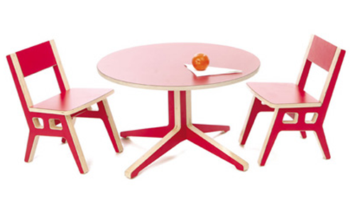modern play table and chairs